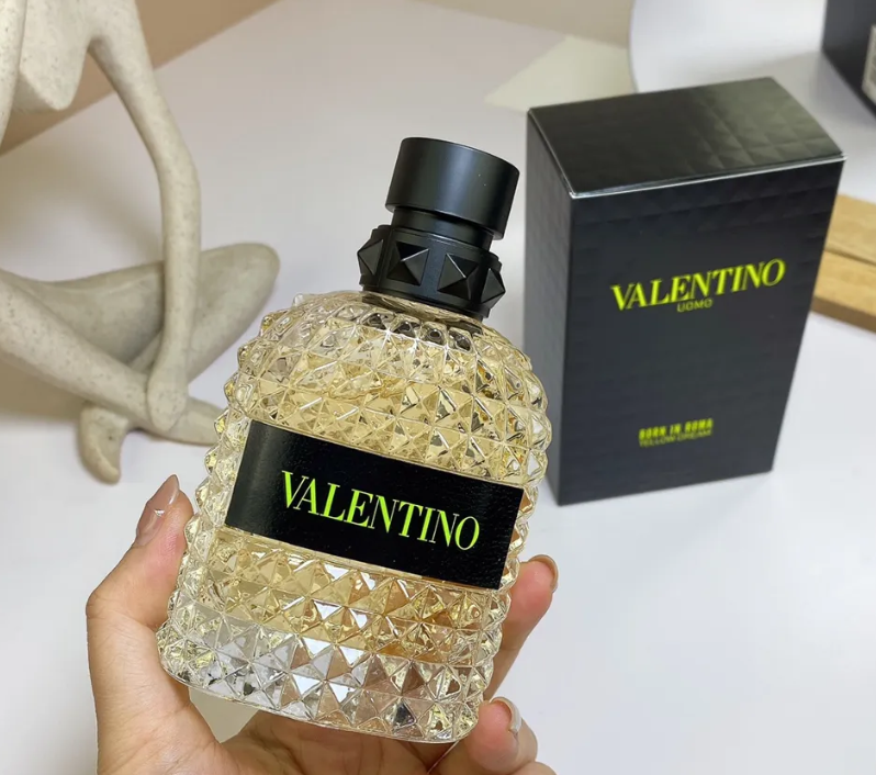 VALENTINO Uomo Born In Roma YELLOW OREAM EDT 100ML